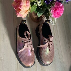 Rare Dr. Martens Holly iridescent Pink quad platform oxfords